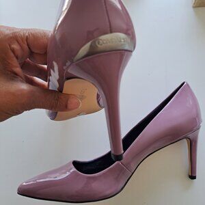 CALVIN KLEIN| PATENT SMOOTH HEELS